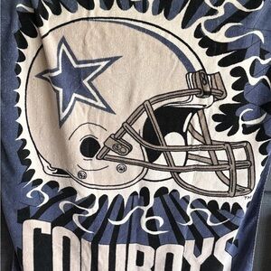 Vintage 1996 Dallas Cowboys Blue and White Towel